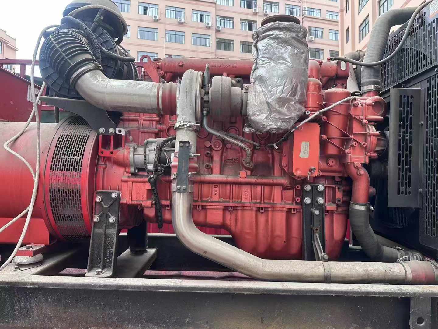 宏伟如何选择适合 600kW 柴油发电机组的过载保护器？